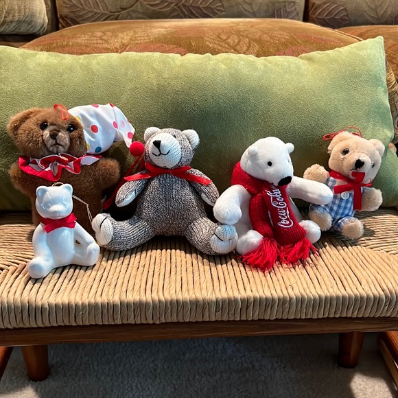 Bundle of Assorted Bear Ornaments-Used SFH - Picture 1 of 8